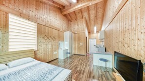 1 bedroom, WiFi (free)