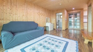 Basic Room, 1 Bedroom (One bedroom house-1) | 1 bedroom, free WiFi