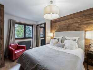 3 quartos, Wi-Fi de cortesia, roupa de cama