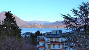 Unclassified image, 4 of 23, button - Astrid House (Stresa)