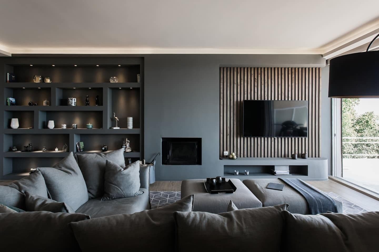 Smart TV, fireplace, offices