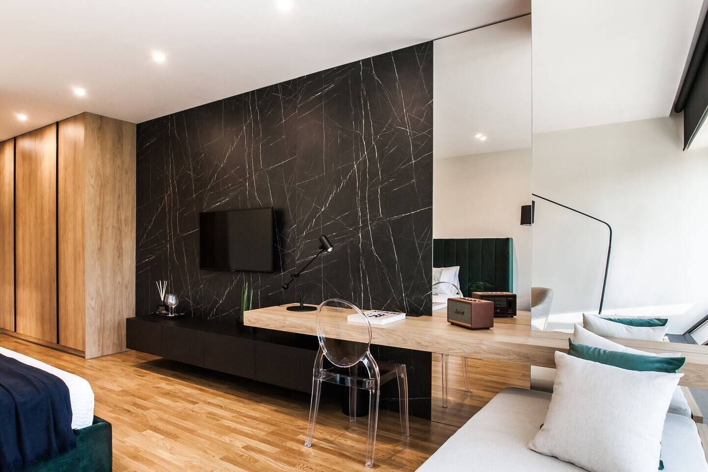 1 slaapkamer, een strijkplank/strijkijzer, gratis wifi, beddengoed