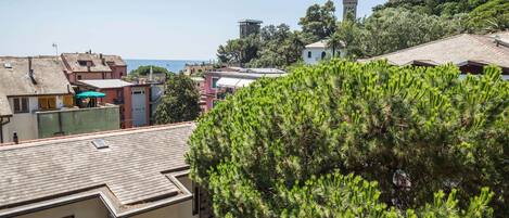 Eenvoudig appartement | Uitzicht op strand/zee