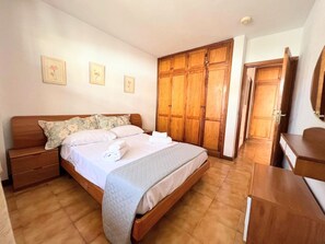 1 chambre, accès Internet, draps fournis