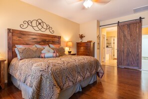 3 chambres, fer et planche Ă repasser, Wi-Fi gratuit, draps fournis