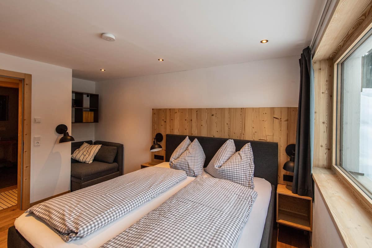 Apartment | 2 Schlafzimmer, Schreibtisch, kostenloses WLAN, Bettwäsche