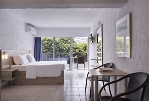 Doppel- oder Zweibettzimmer