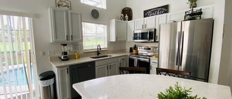 Talo, 3 makuuhuonetta | Yksityinen keittiö