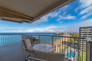 Property grounds - Whaler 1052 Direct Oceanfront 2-Bedroom Corner Unit (Lahaina)