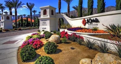 Stunning 5 Star Home Retreat Private Pool Spa BBQ 4 BR