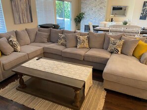 TV, Netflix, DVD player, streaming services