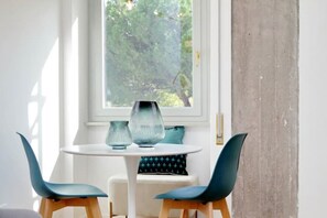 Dining - BRANDO'S - PEACOCK - STYLISH REFINED APARTMENT FOR YOUR STAY IN ROME (Roma)