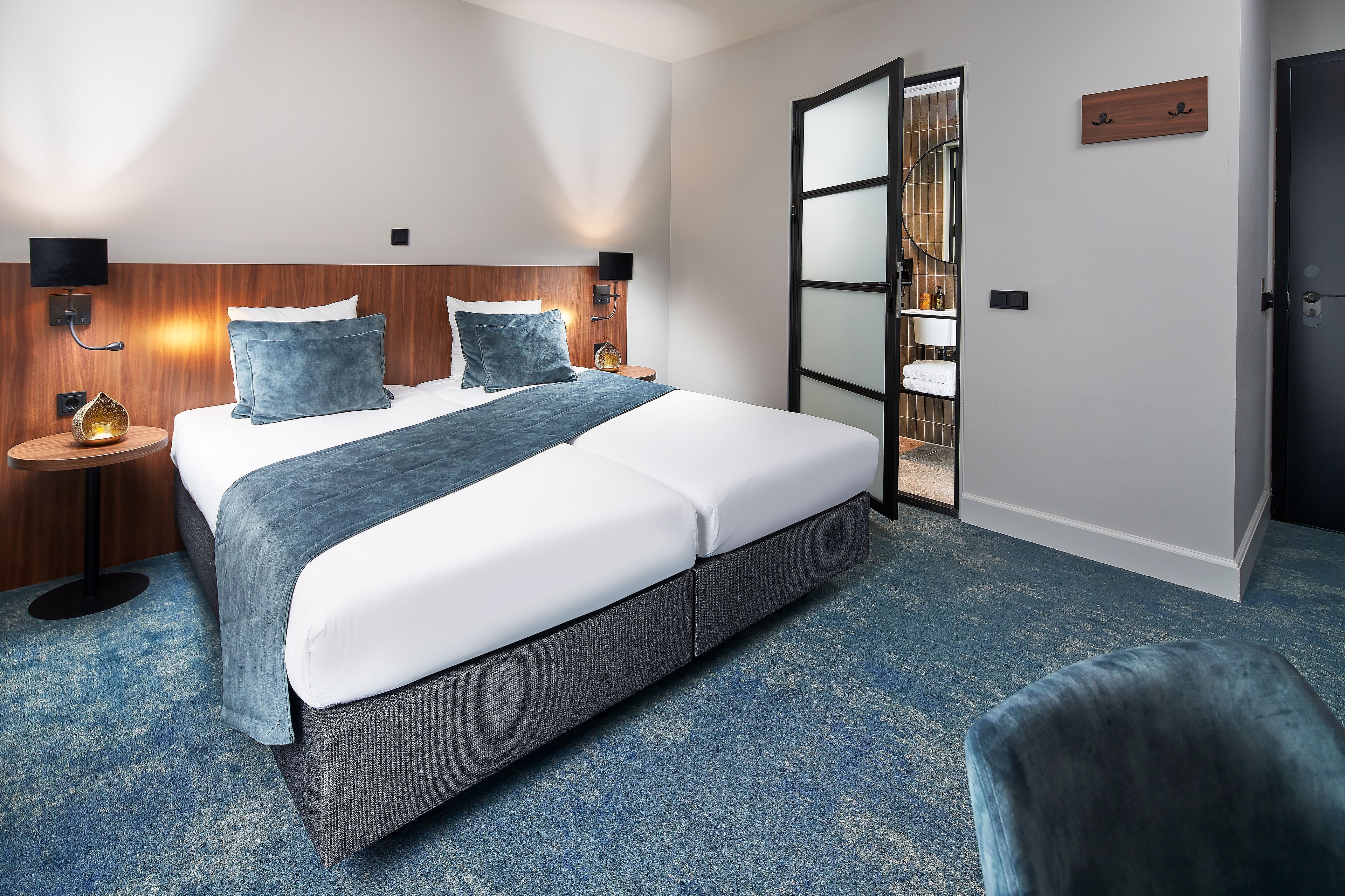 In-room safe, desk, laptop workspace, blackout drapes