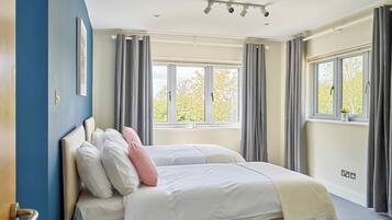 9 bedrooms, iron/ironing board, travel crib, free WiFi