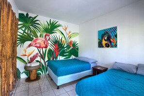 3 多间卧室、免费 WiFi、床单