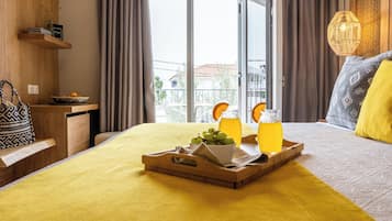 Superior Room, 1 Bedroom, Balcony, City View | In-room safe, laptop workspace, blackout curtains, iron/ironing board