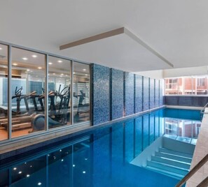 Indoor pool - Coast on Colley, Oceanview 1BR Glenelg (Glenelg)