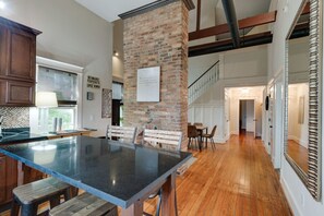 Dining - Pet Paradise | Fenced Yard | Fire Pit | Sleeps 12 (Nashville)