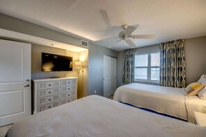 2 bedrooms, iron/ironing board, free WiFi, bed sheets - Beach Villas #103 - Lovely Beachfront Condo (Fort Myers Beach)