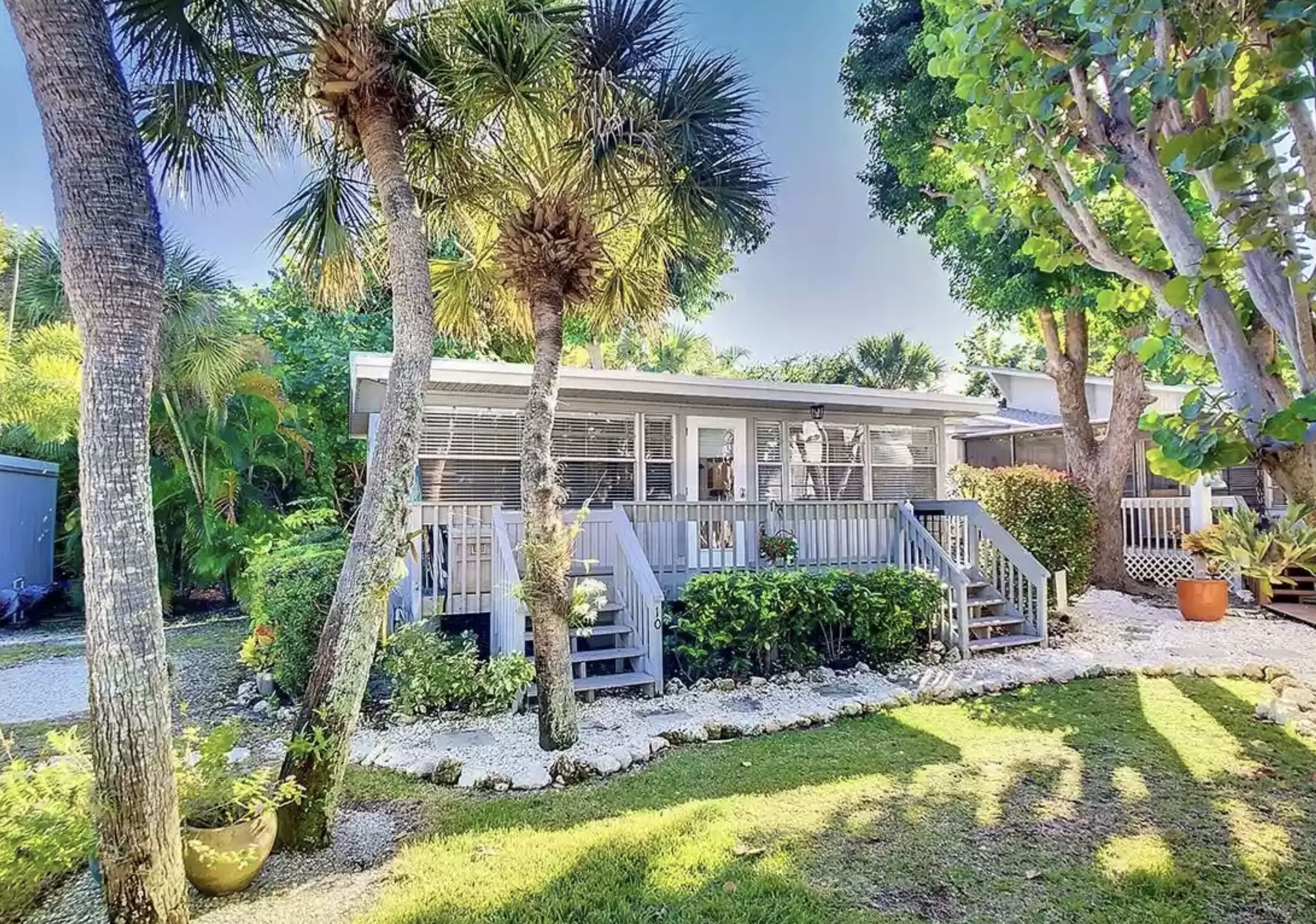 Sanibel Dream Cottage Near Beach w/ Heated Pool, Bikes & More!