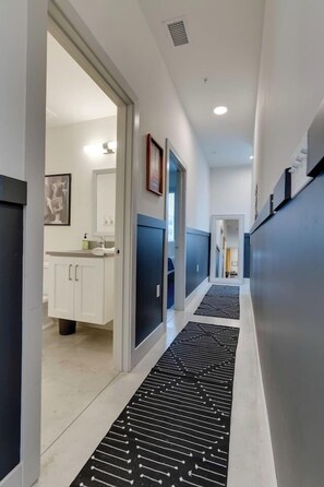 Interior - Spacious 2BR Nashville Retreat | Near The Gulch (Nashville)