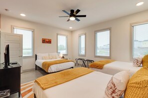 Desk, iron/ironing board, travel cot, WiFi