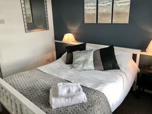 Comfort House, Private Bathroom (House 1)