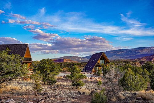 The Pinyon House With Excellent Views