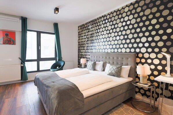 Comfort Studio Apartment | Individually decorated, desk, blackout curtains, iron/ironing board