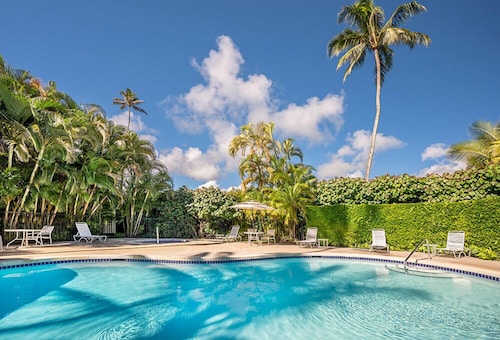 Plantation Hale Pool and Tropical Garden View - 1 bdm, Area AC