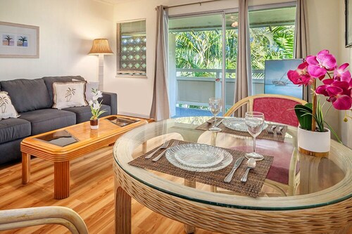 Plantation Hale Pool and Tropical Garden View - 1 bdm, Area AC