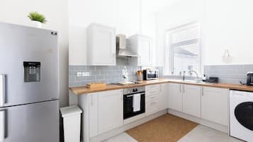 Fridge, microwave, oven, toaster