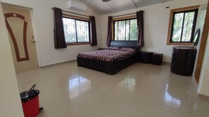 Villa | 3 habitaciones, wifi gratis y ropa de cama 