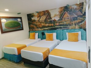 Executive Triple Room | Free WiFi, bed sheets - Hotel Casa Antigua (Bogotá)