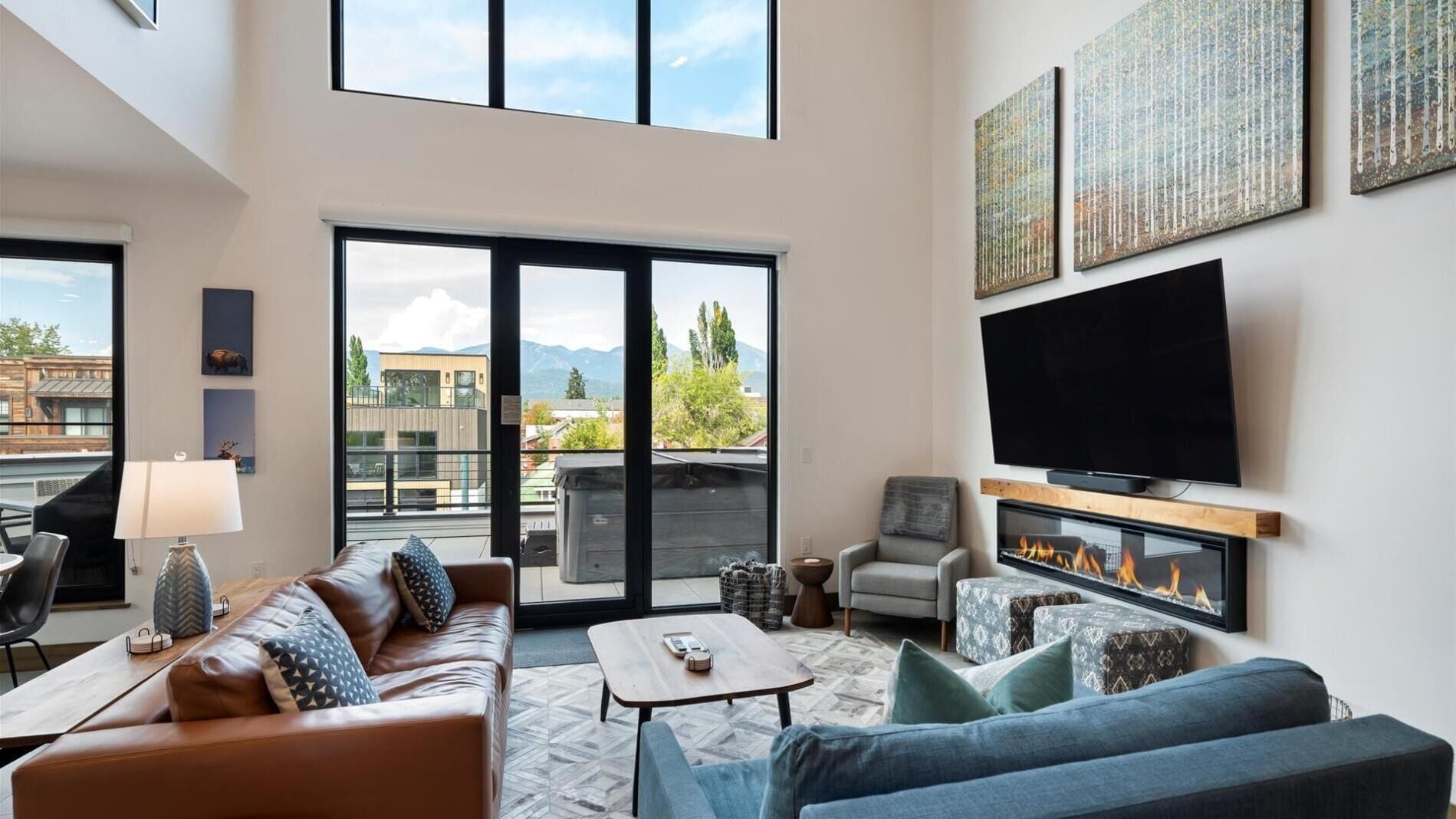 TV connectée, cheminée