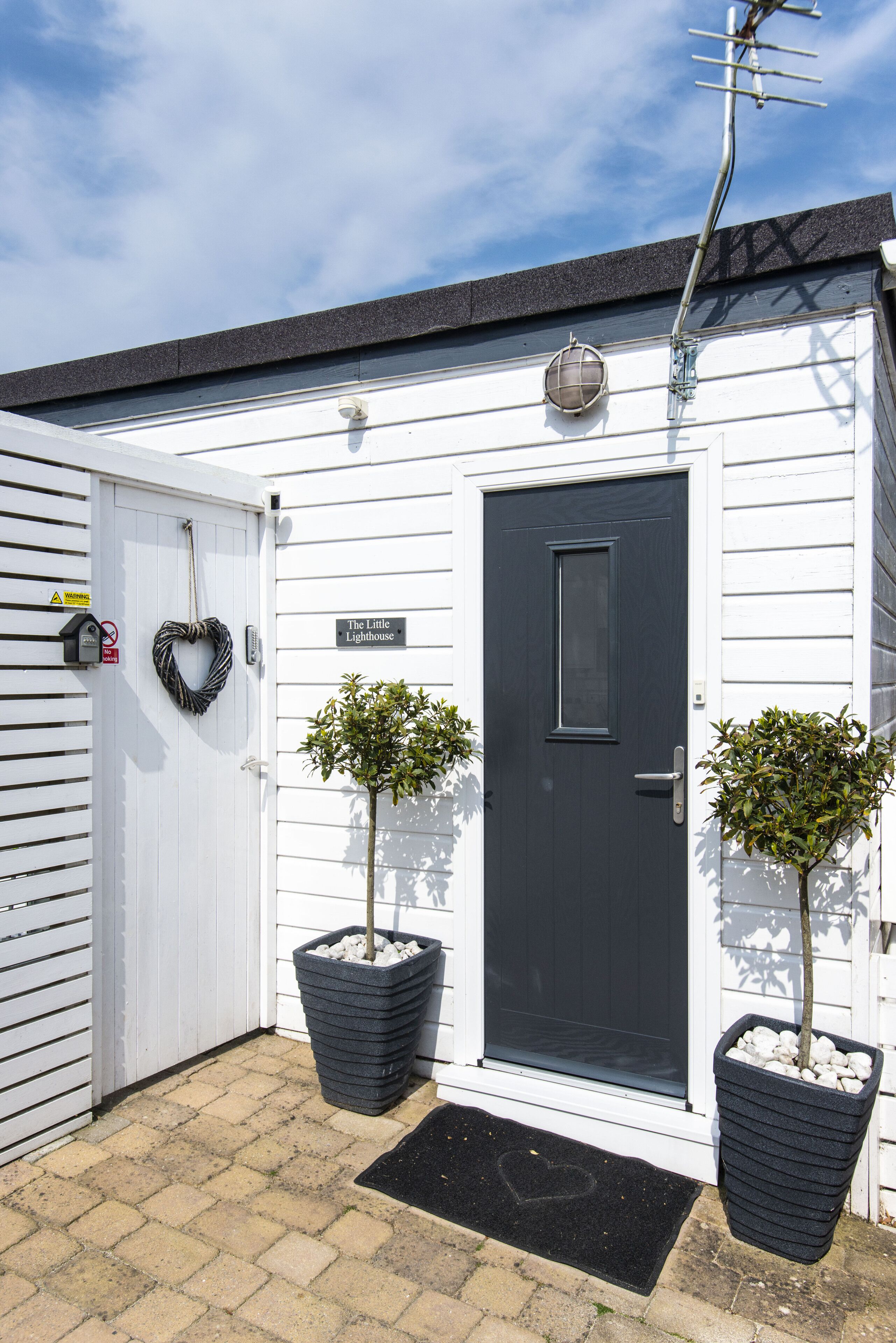 Studio, 1 phòng ngủ (The Little Lighthouse) | Trang bị nội thất với thiết kế riêng biệt, bộ trải giường 