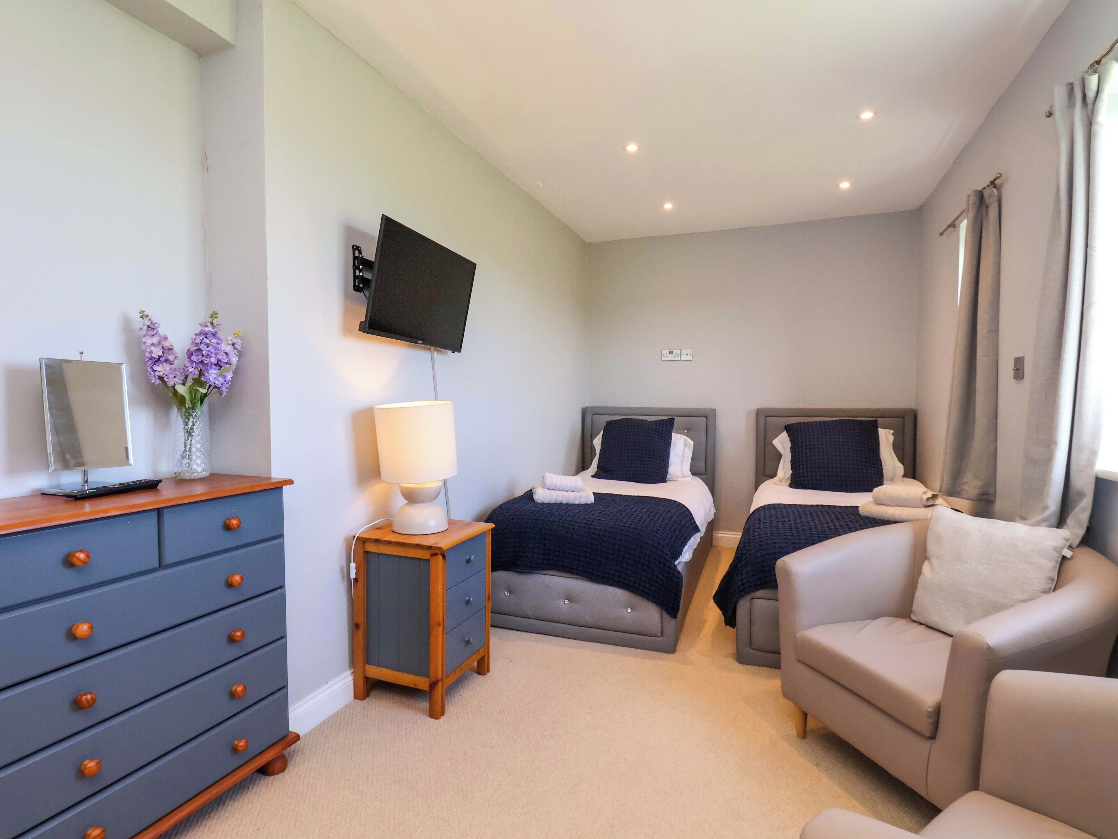 5 Schlafzimmer, individuell dekoriert, individuell eingerichtet
