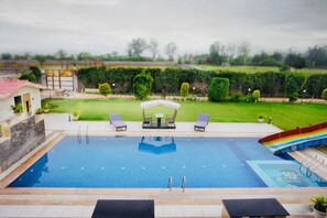 Indoor pool, outdoor pool - Havana Club Farmhouse- Farmhouse For Party Gurgaon (Gurugram)