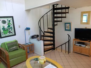 Interior - Pool View Unit At Sealofts On The Beach awaits (Frigate Bay)