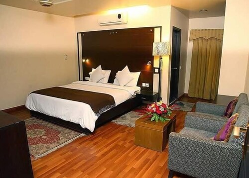 HirA GuesT HousE & BanqueT