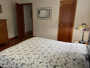 2 habitaciones, escritorio, wifi gratis y ropa de cama 