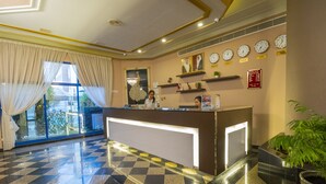 Reception - Majestic Hotel (Manama)
