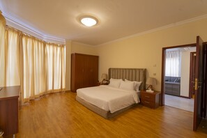 Family Studio Suite | Free WiFi, bed sheets - Majestic Hotel (Manama)