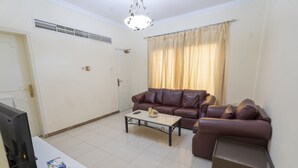 Standard Studio Suite | In-room dining - Majestic Hotel (Manama)