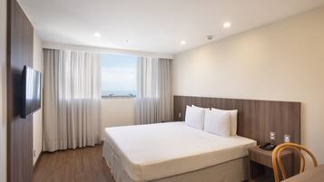 Hypo-allergenic bedding, minibar, in-room safe, desk