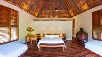 Deluxe bungalow | 1 slaapkamer, een kluis op de kamer, gratis wifi, beddengoed