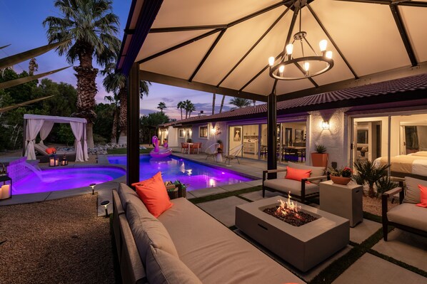 Outdoor pool, a heated pool