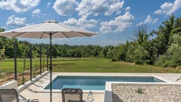 Outdoor pool, sun loungers