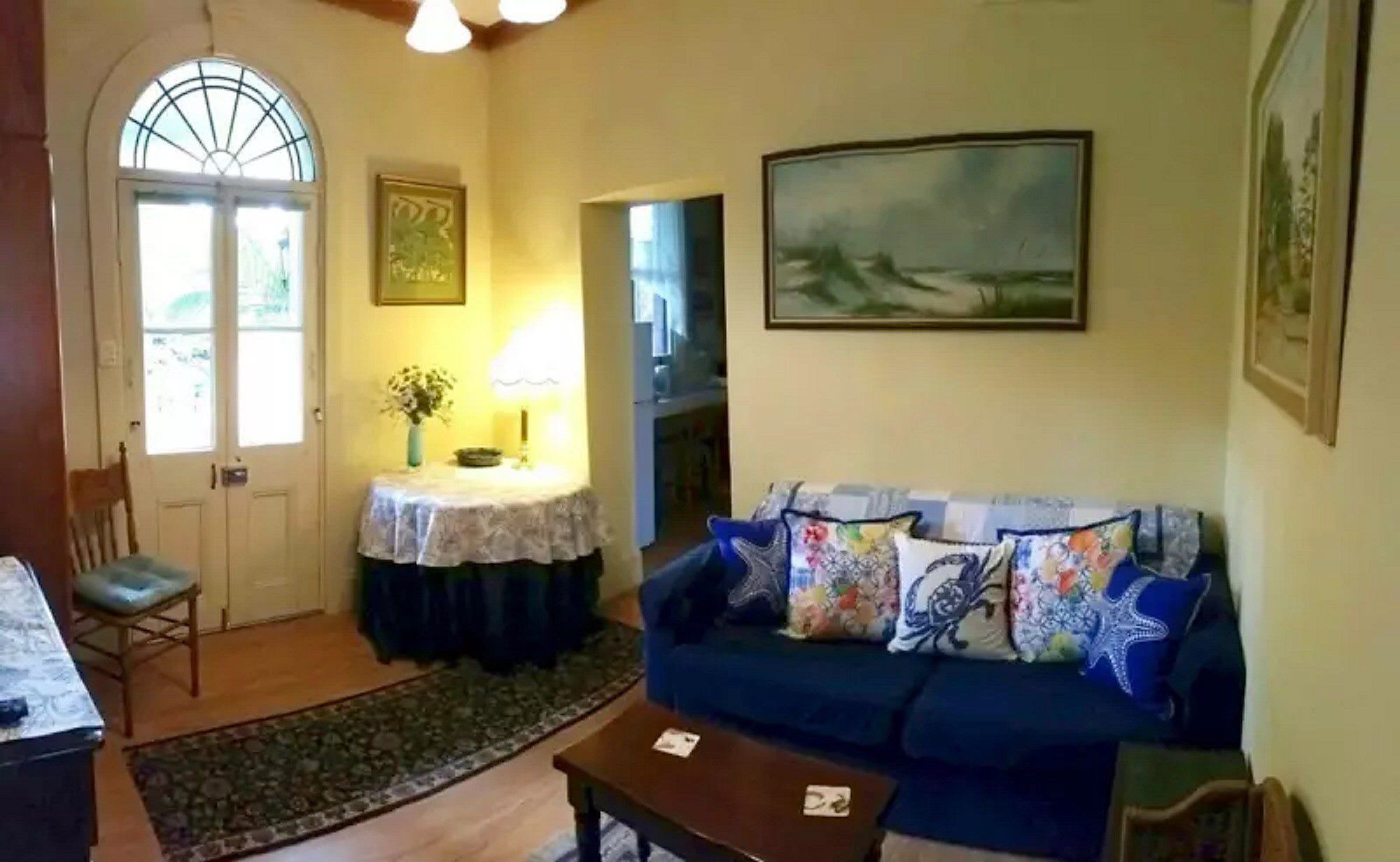 City Comfort at Cumberland Apartment: Convenience at its Best — image 2