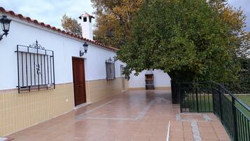 Enceinte de lâhĂ©bergement